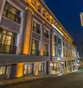 manesol boutique galata