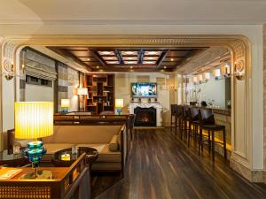 manesol boutique galata