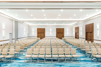 embassy suites by hilton aruba beach resort