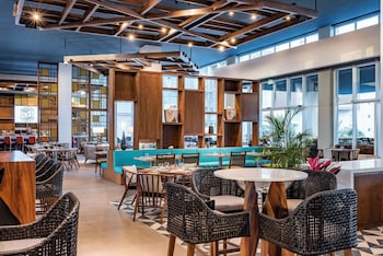 embassy suites by hilton aruba beach resort