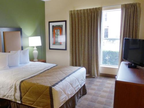 suburban studios jackson north