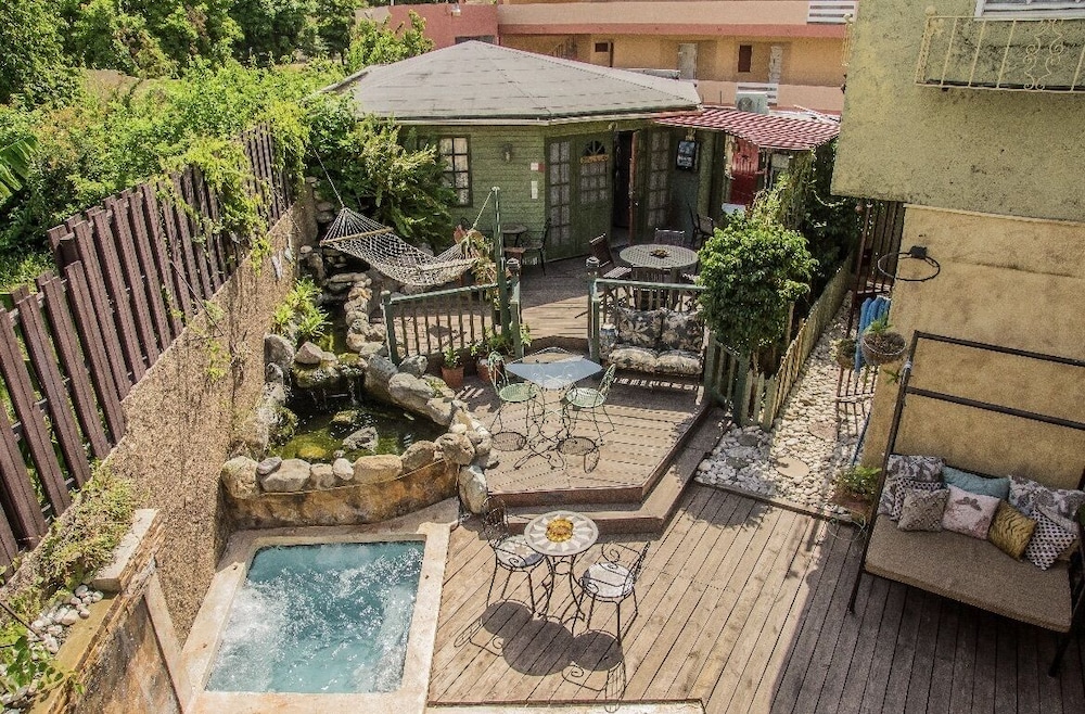 one32 guest house