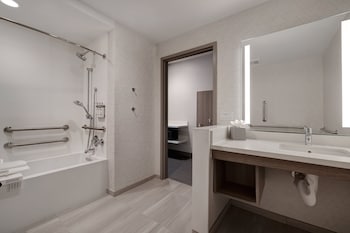 holiday inn express and suites chino hills