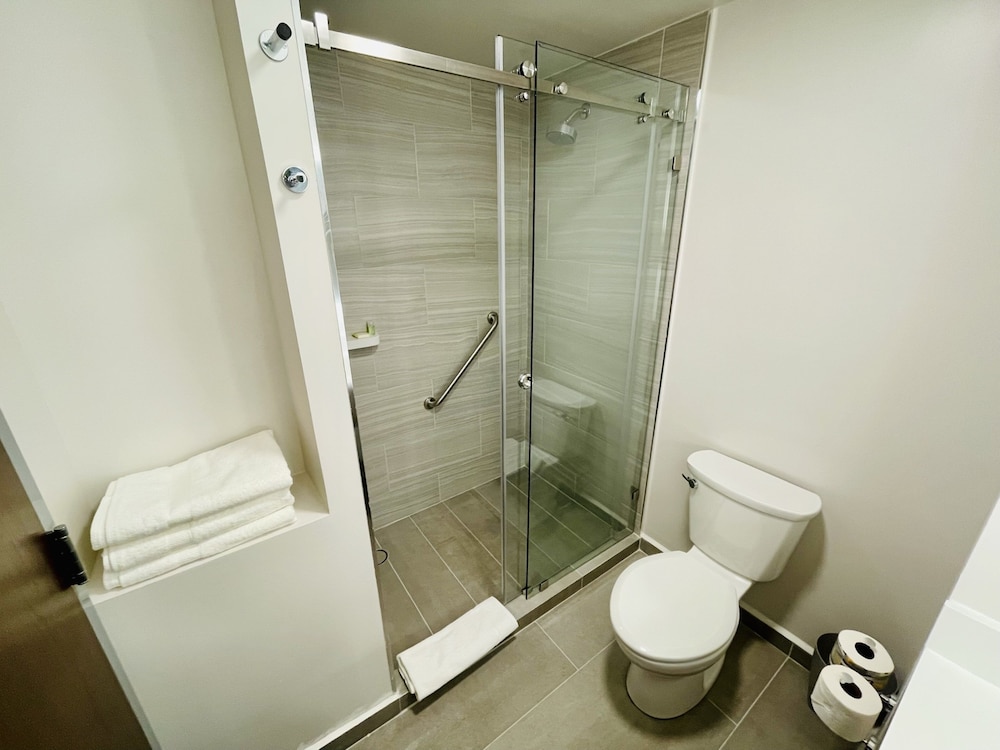 holiday inn express guadalajara vallarta poniente