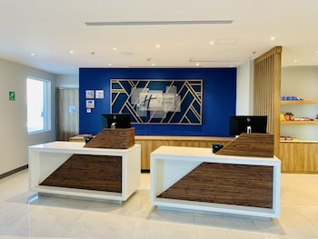 holiday inn express guadalajara vallarta poniente