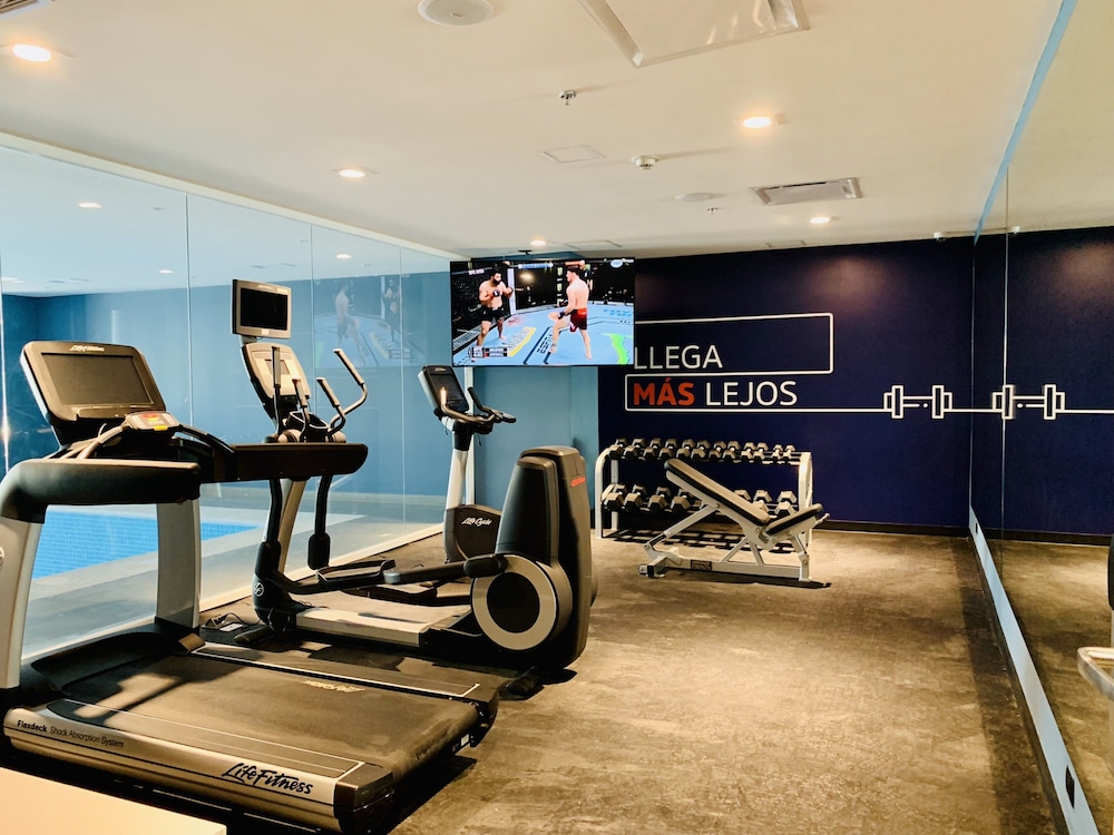 holiday inn express guadalajara vallarta poniente