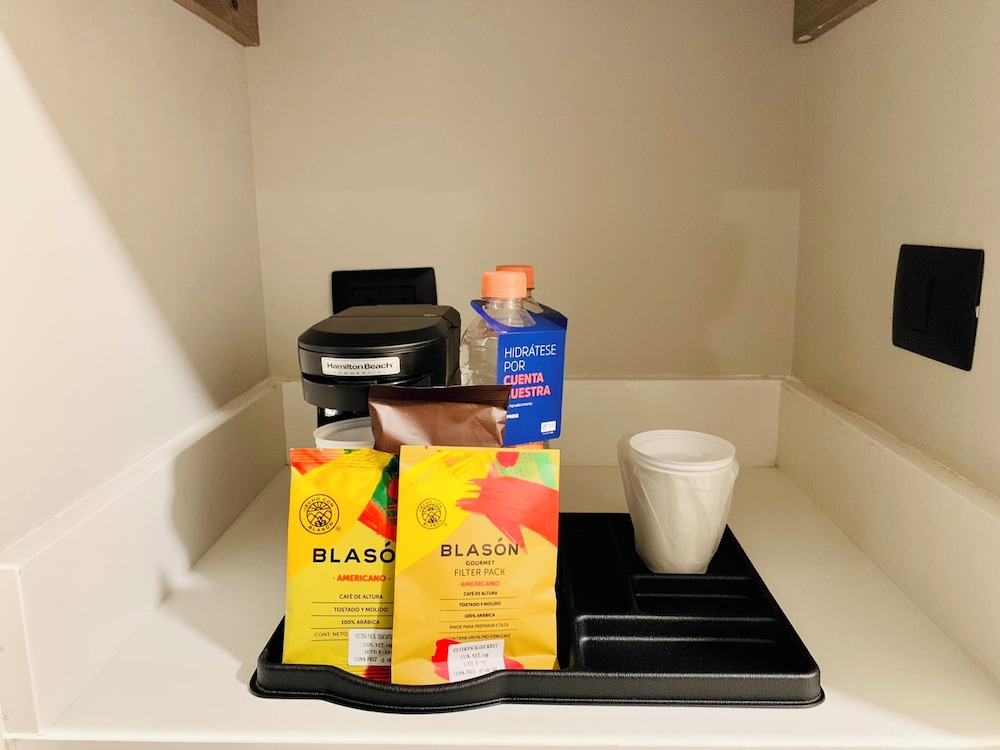 holiday inn express guadalajara vallarta poniente