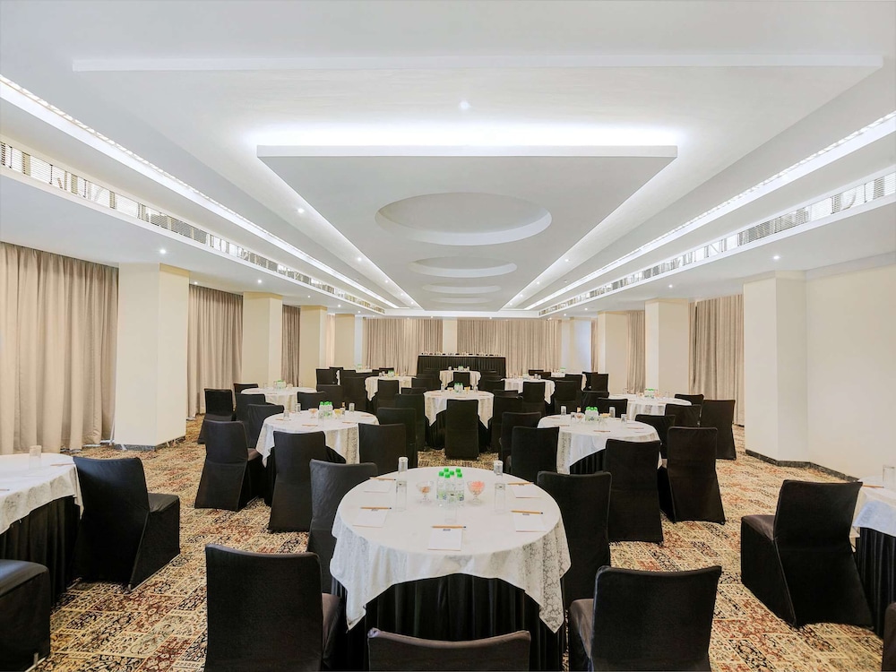 hrj sarovar portico indore