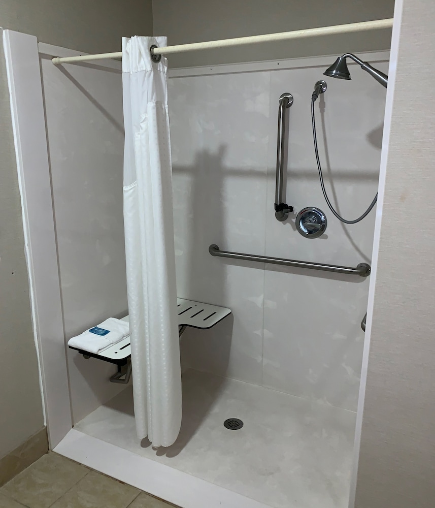 holiday inn express hotel and suites gainesville by ihg