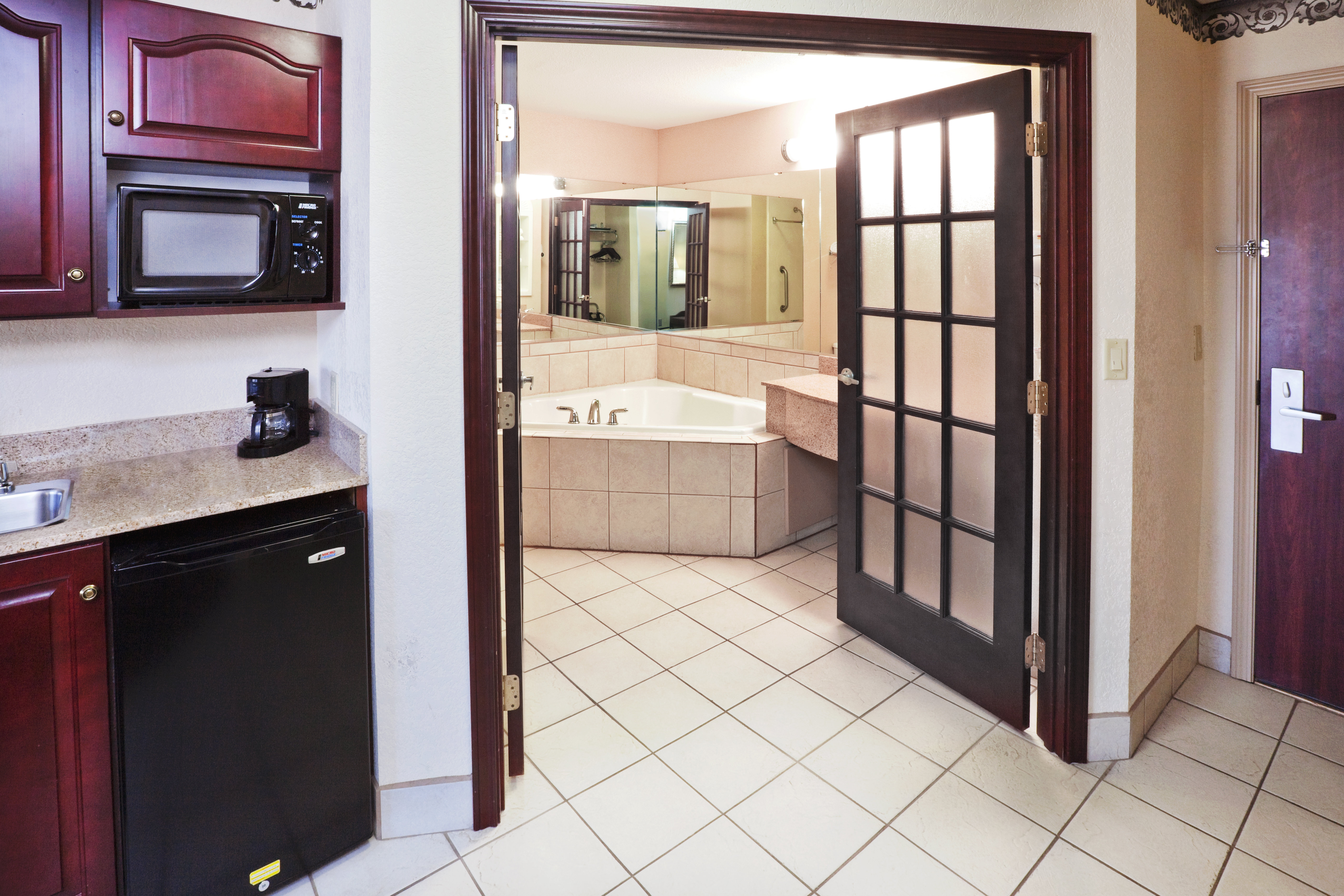 holiday inn express hotel and suites gainesville by ihg