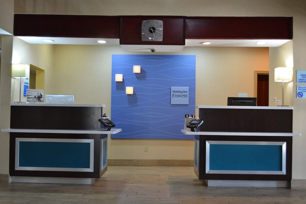 holiday inn express hotel and suites gainesville by ihg