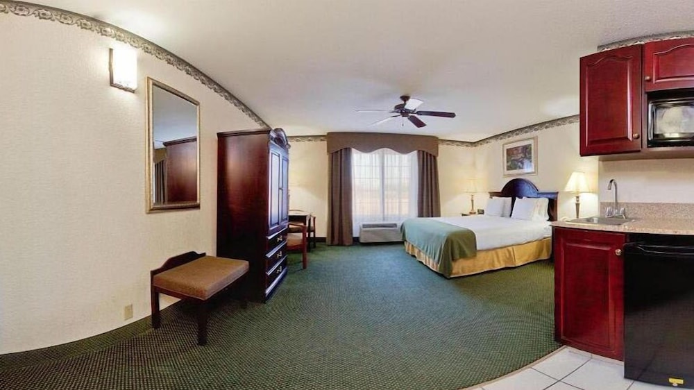 holiday inn express hotel and suites gainesville by ihg