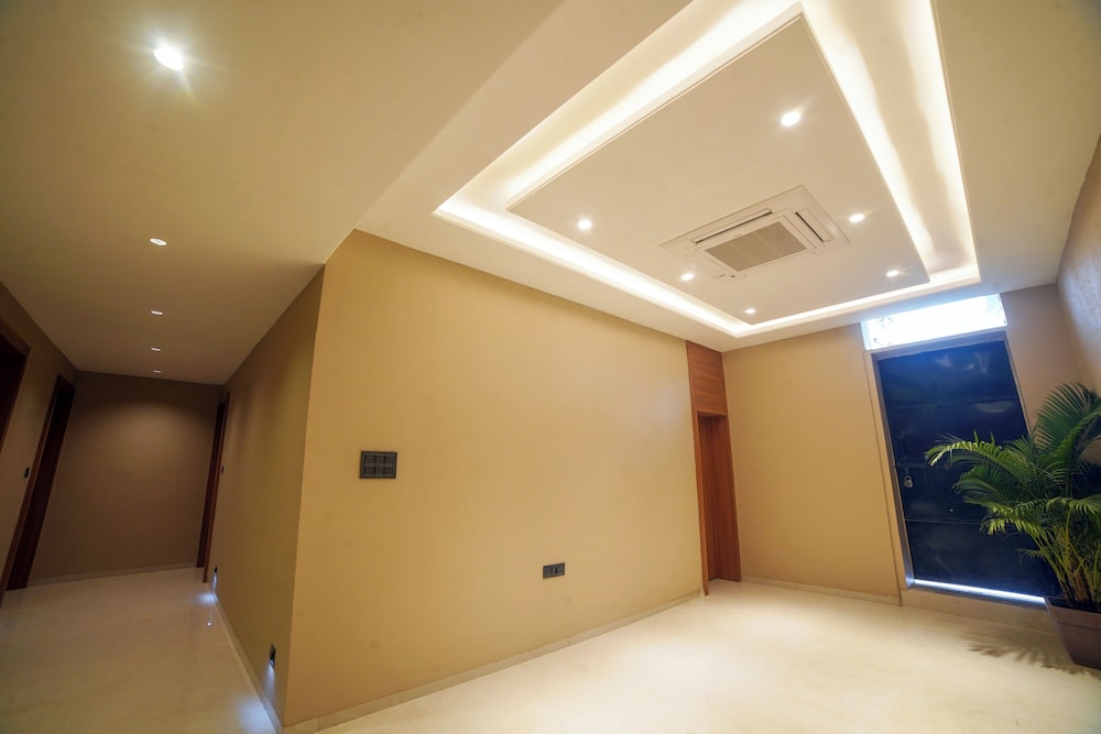 hotel centre park bhopal