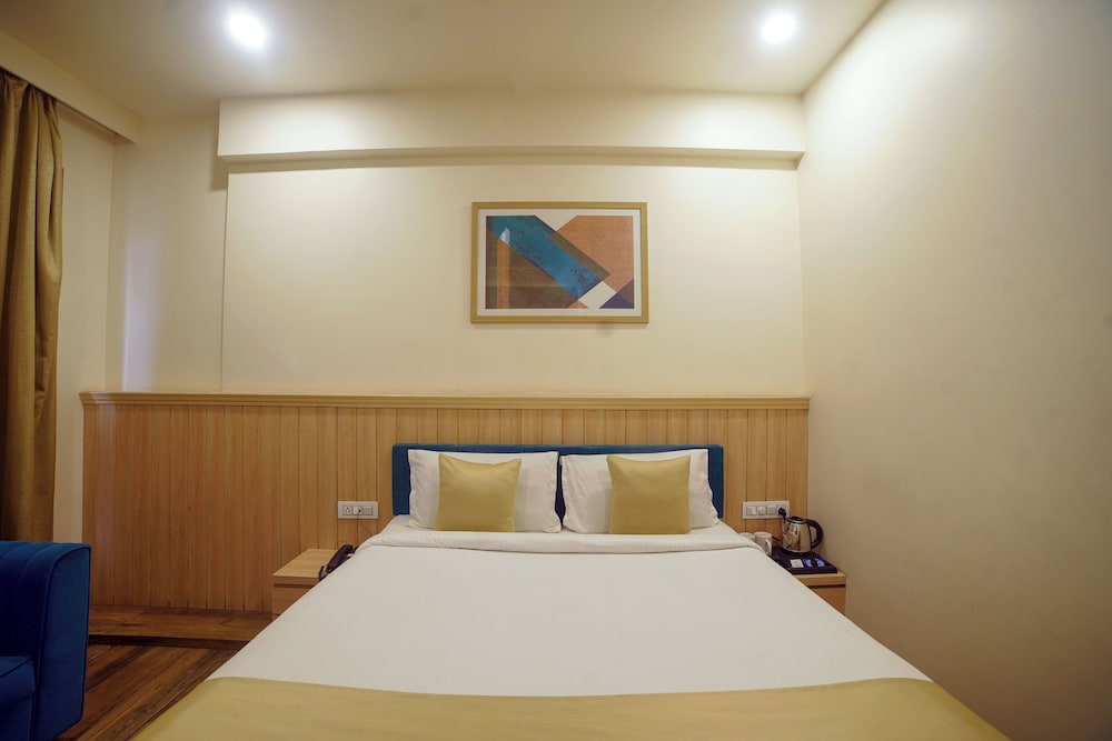 hotel centre park bhopal