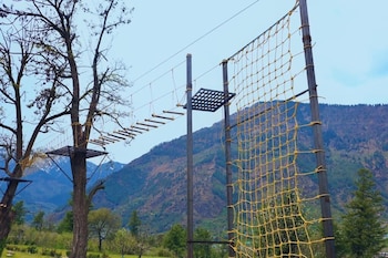 anand vardhan resorts