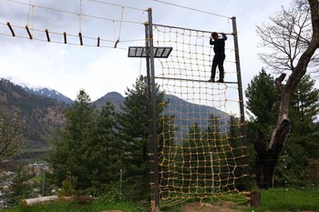 anand vardhan resorts