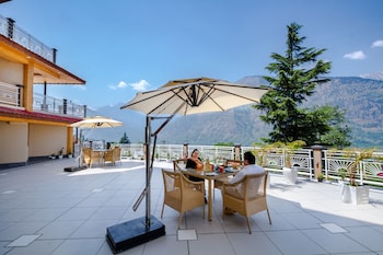 anand vardhan resorts