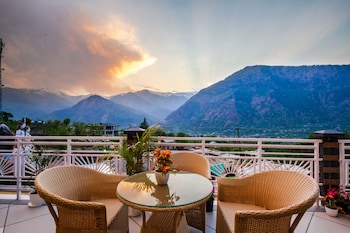 anand vardhan resorts