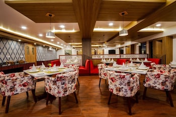 anand vardhan resorts