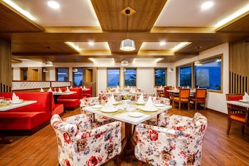 anand vardhan resorts