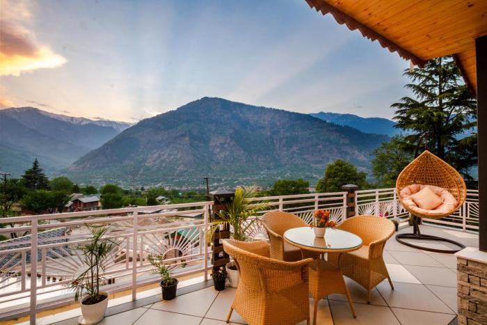 anand vardhan resorts