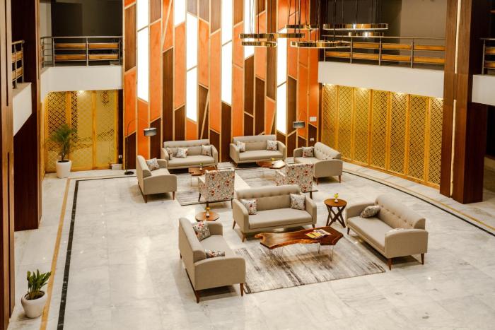 anand vardhan resorts