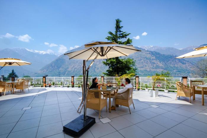anand vardhan resorts