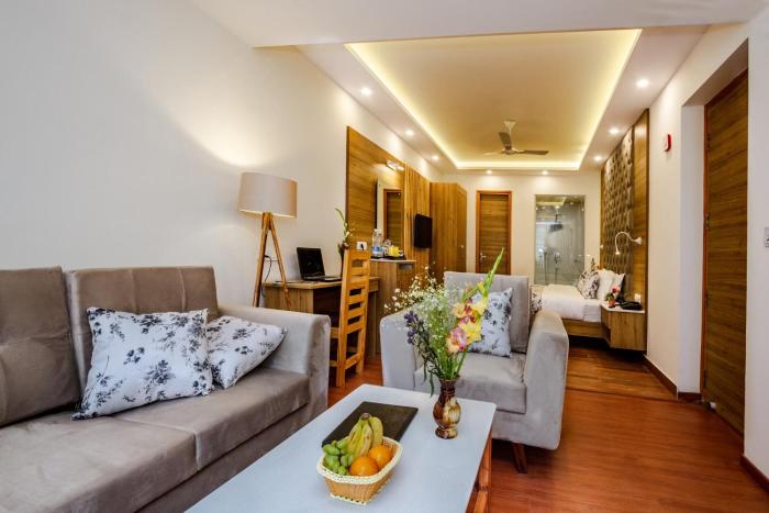 anand vardhan resorts