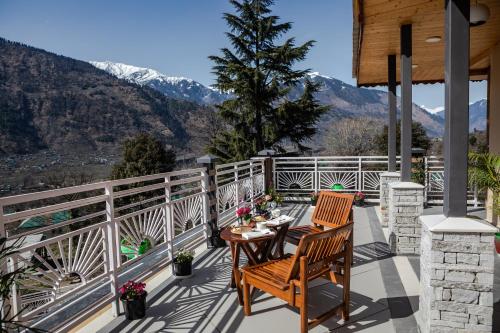 anand vardhan resorts