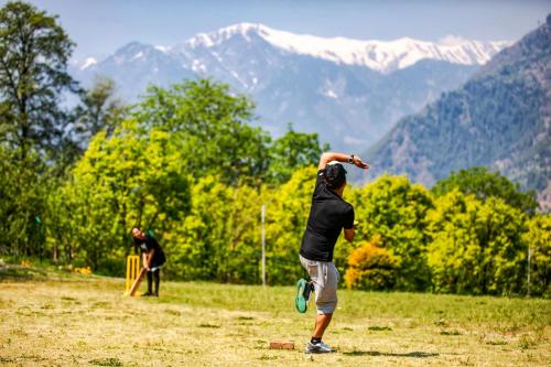 anand vardhan resorts