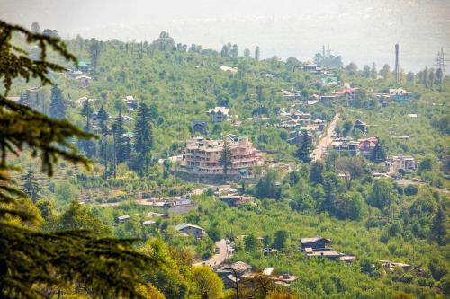 anand vardhan resorts