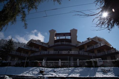 anand vardhan resorts