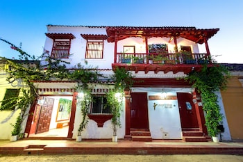 hotel jardines evans by gh suites