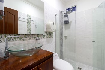 hotel jardines evans by gh suites