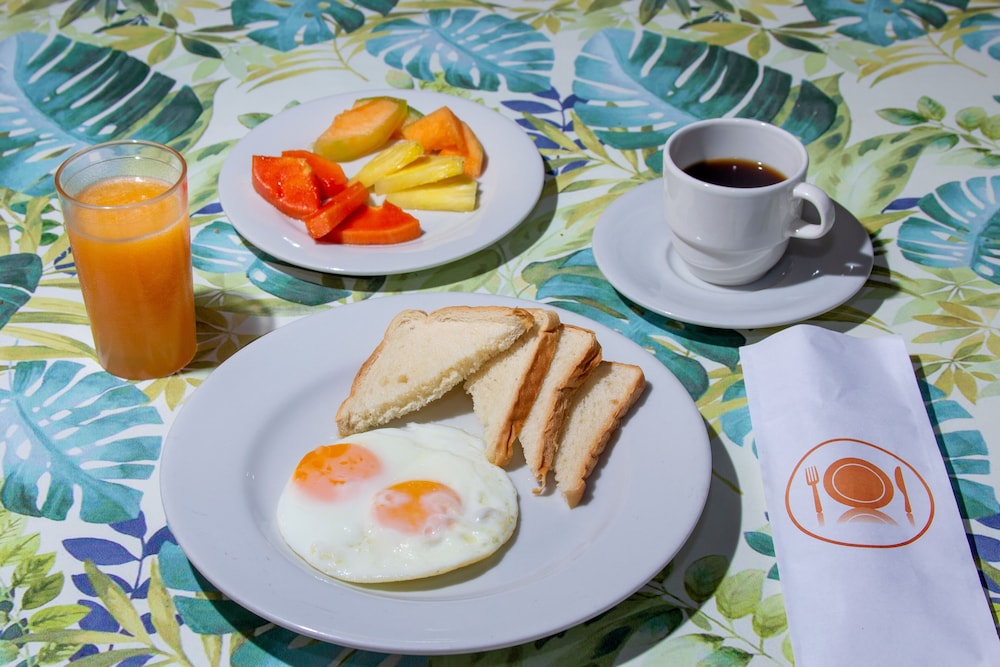 hotel jardines evans by gh suites