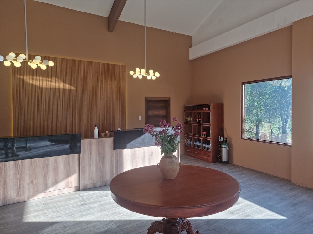 inti punku valle sagrado hotel