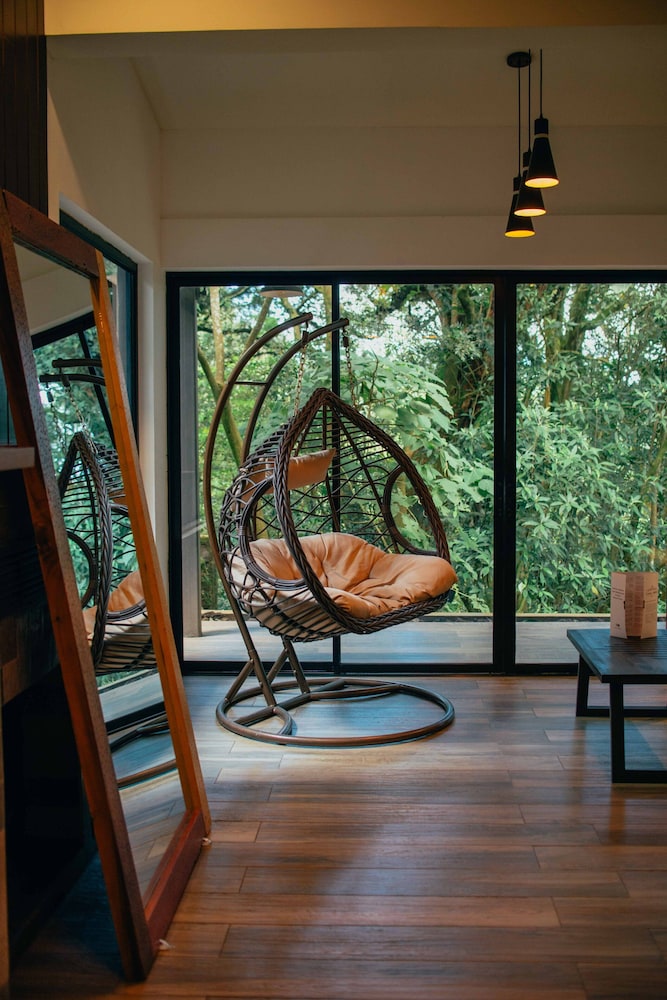 casa 1800 cerro verde boutique hotel