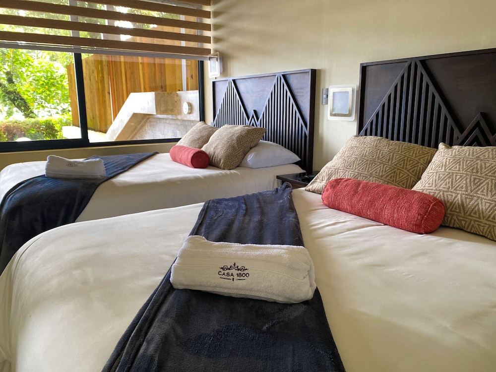 casa 1800 cerro verde boutique hotel