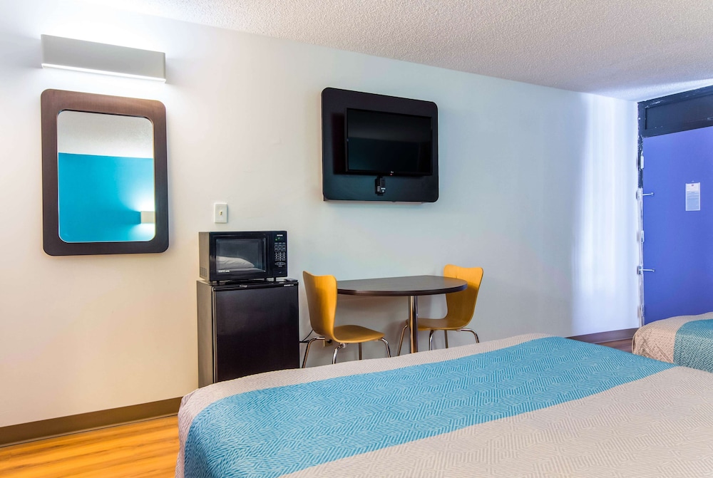 motel 6 lagrange ga