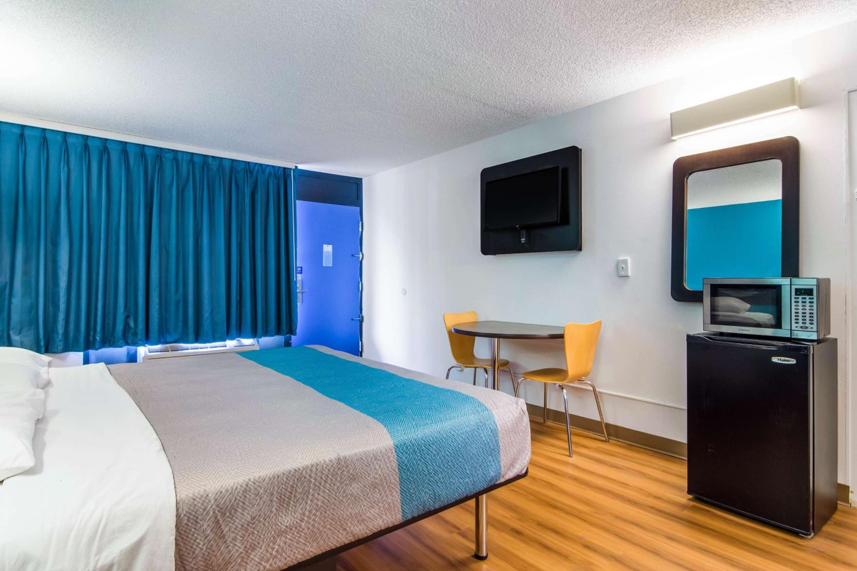 motel 6 lagrange ga
