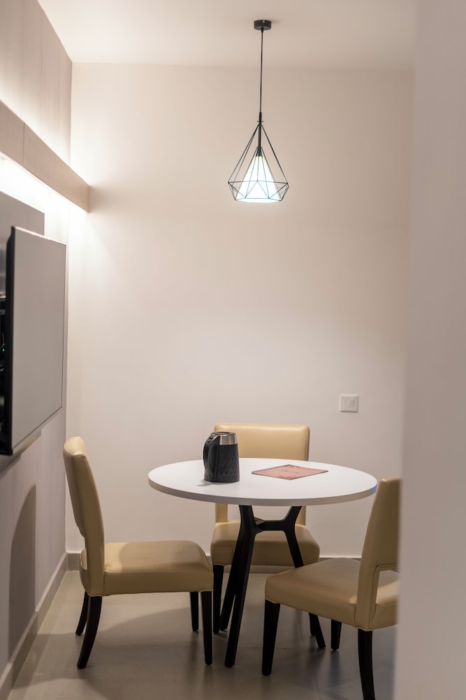 deccan serai grande gachibowli