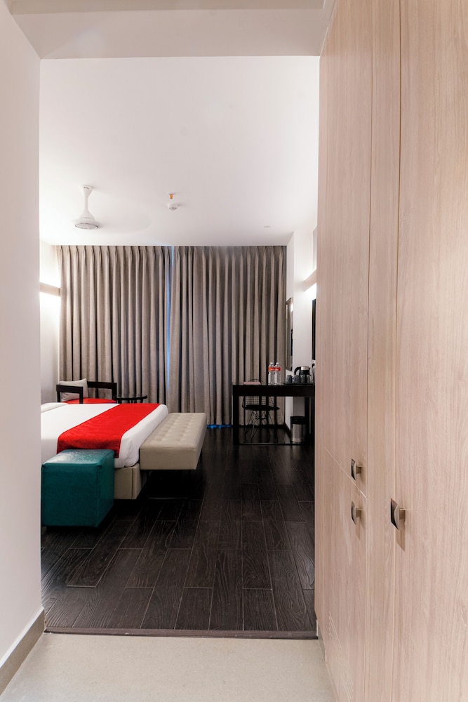 deccan serai grande gachibowli