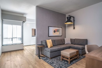 hyatt place gainesville downtown