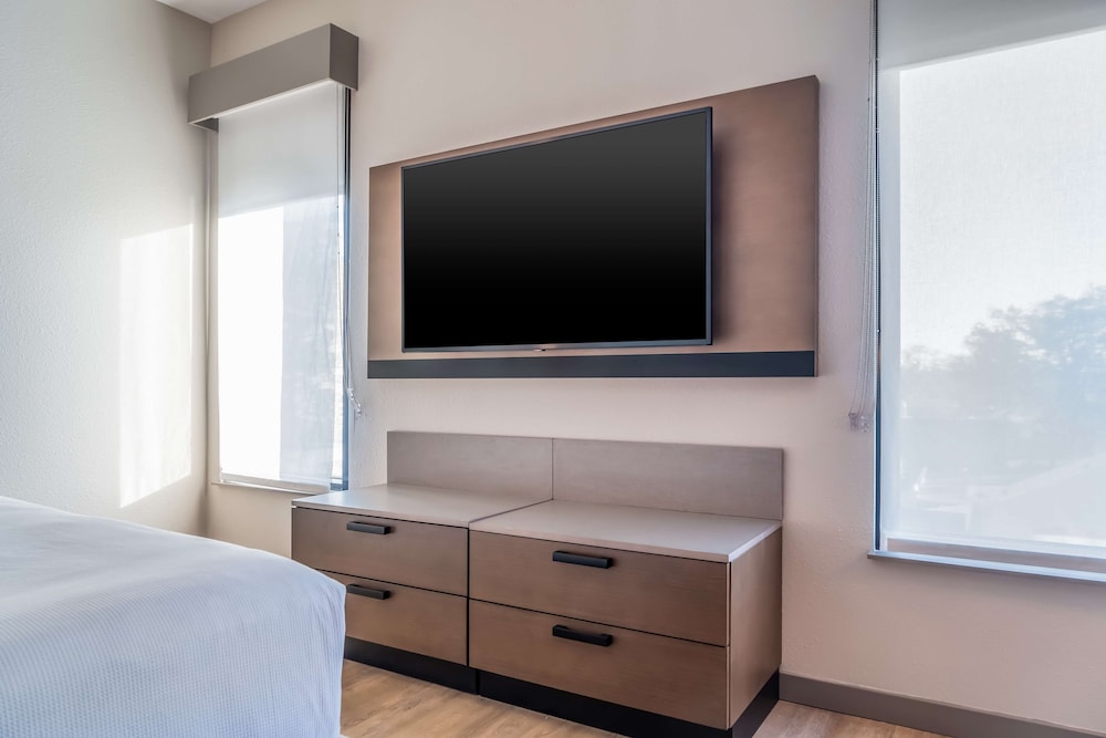 hyatt place gainesville downtown