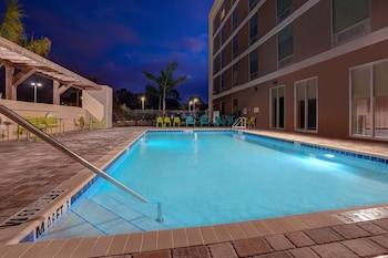 home2 suites by hilton lakewood ranch