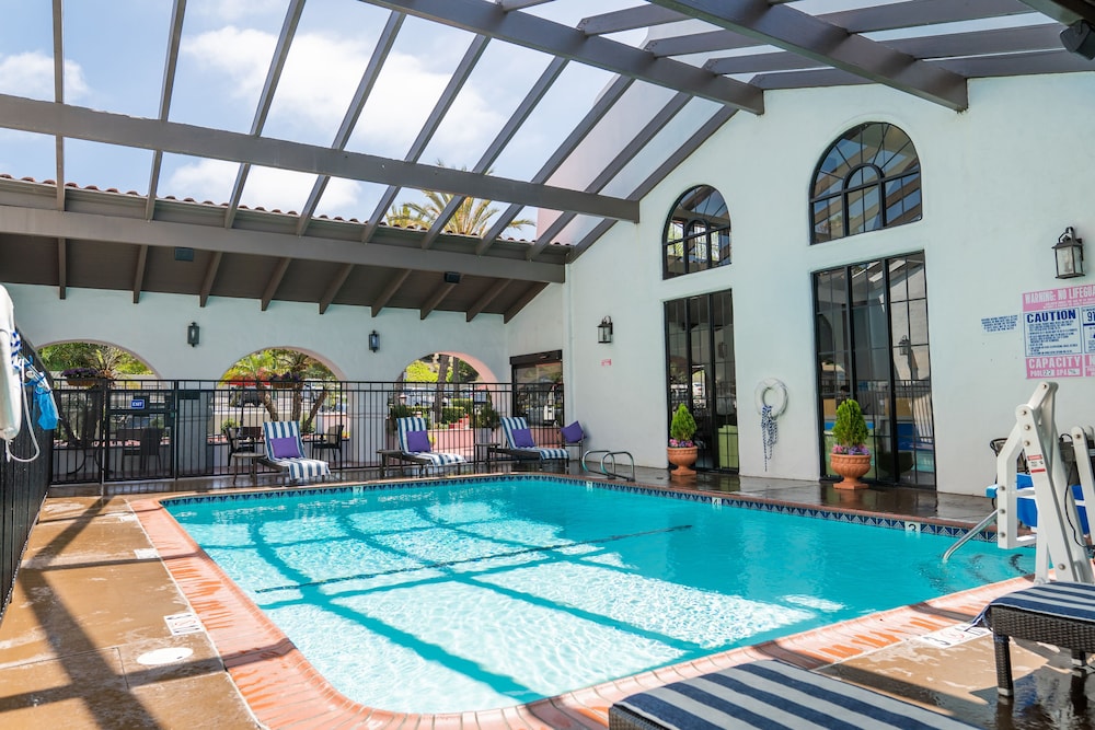 holiday inn express san clemente n beach area