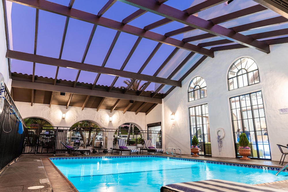 holiday inn express san clemente n beach area