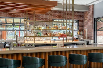 hilton san diego gaslamp quarter