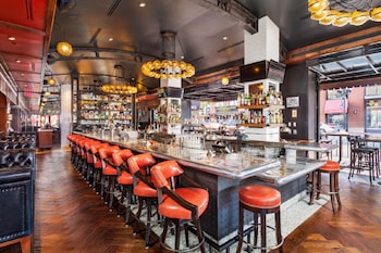 hilton san diego gaslamp quarter