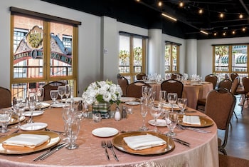 hilton san diego gaslamp quarter